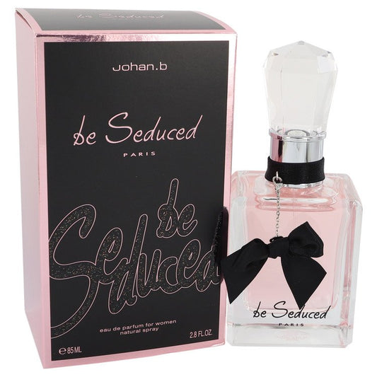 This product is new in retail packaging. This is not an old vintage edition and is not a tester either. It is suitable for a gift. All products are original, authentic brand names. We do not sell fakes or imitations.